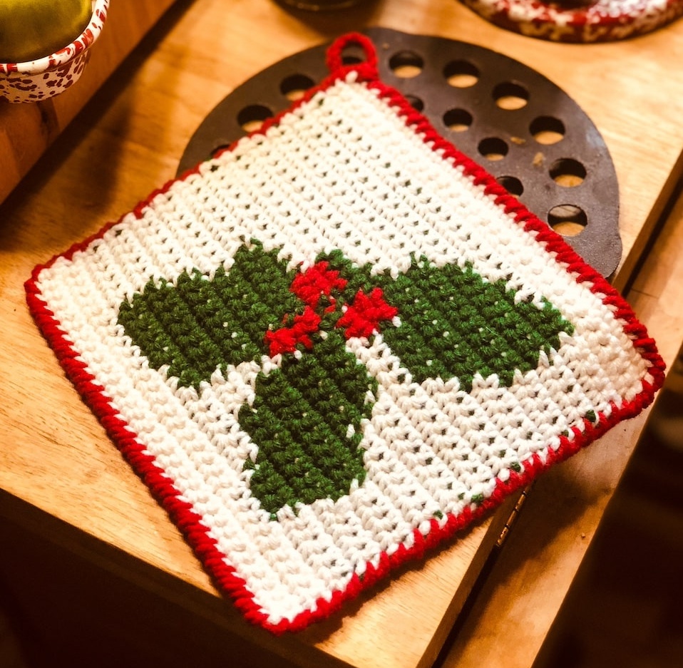 Tapestry Crochet Holly Berry Square/Potholder